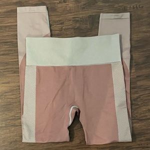 Mono B Seamless Leggings